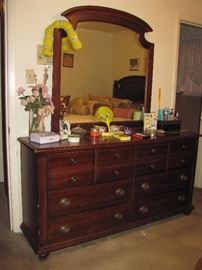 Dresser & mirror