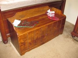 Storage chest