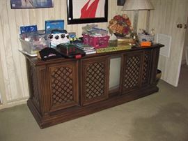 Tv console
