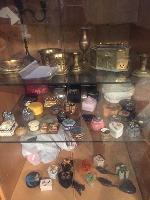 Various jewel boxes, brass items