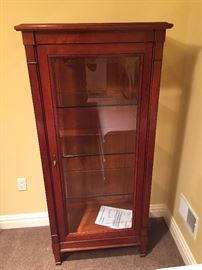 High End - Brand Name Vitrine/Curio Display Cabinet 