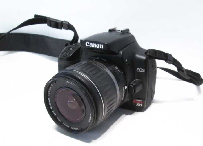 lot #116 - Canon EOS 