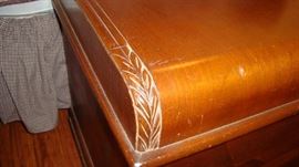 Tight corners .. Tight fitting lid ... cedar lined