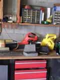 Another close up picture of the work bench area....The shelves are
LOADED with screws, bolts, nails, ALL sizes/shapes....Need to add
to your tool collection. ....