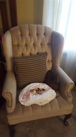 Nail head Queen Anne