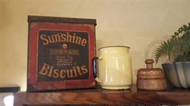 Sunshine biscuits tin