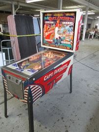 1976 BALLY CAPTAIN AMERICA PINBALL MACHINE, WORKING CONDITION