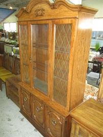 CHINA CABINET