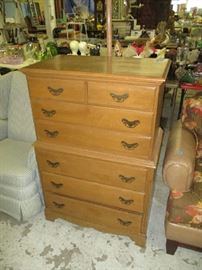 ETHAN ALLEN DRESSER