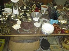 HOUSEHOLD AND GLASSWARE