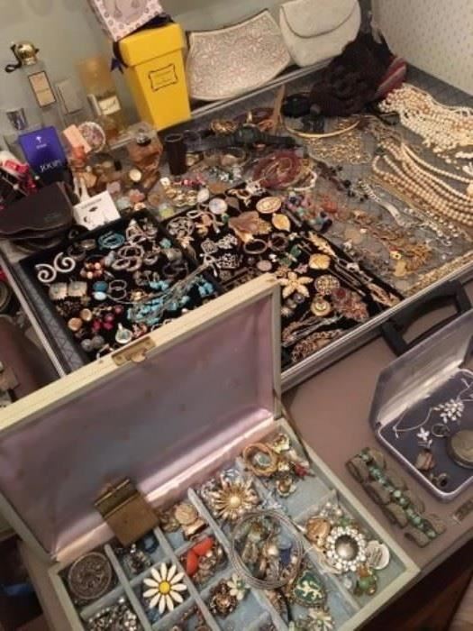 So much Costume Jewelry (more Jewelry will be put out the second day) & 14 K 