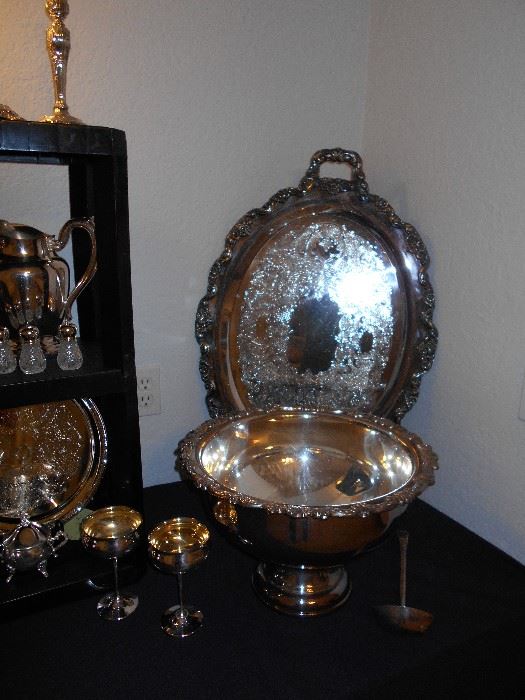 Vintage silver plate - GREAT punch bowl.
