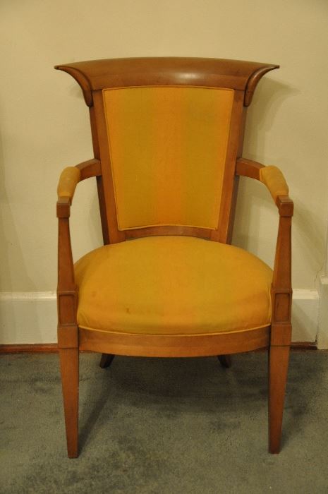 Vintage arm chair