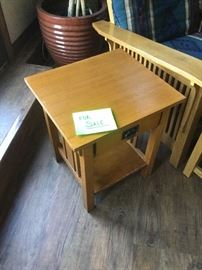  mission style Morris chair side table $45