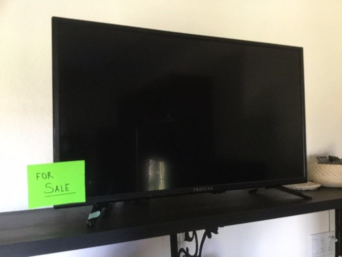 32 inch flat-panel TV $60