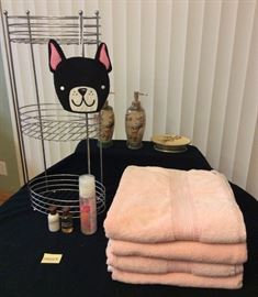 JYR007 Handy Bathroom Lot - DKNY Towels, Gel, Caddy & More
