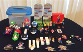 JYR031 Super Mario Bros. Collectors Lot
