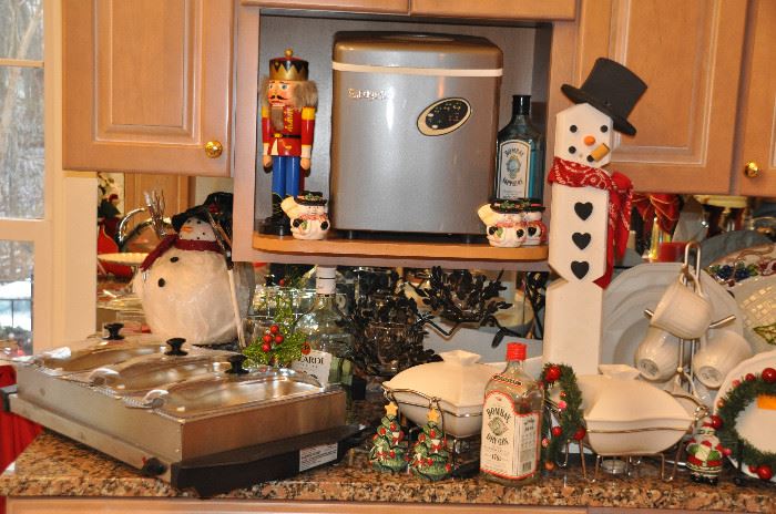 Fun Christmas decor and serving pieces (including a table top ice maker!)