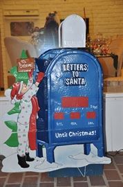 Outdoor "Count down to Christmas" wooden Santa mail box!
