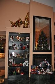 Many shelves filled with great gift ideas!