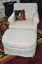 Comfy White Side Chair!