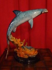 LARGE PATINATED BRONZE SCULPTURE, HAMMERHEAD SHARK, ON MARBLE BASE