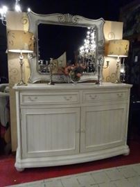 ROBB AND STUCKY DINING TABLE WITH LEAF AND 6 CHAIRS IN TROPICAL WHITE