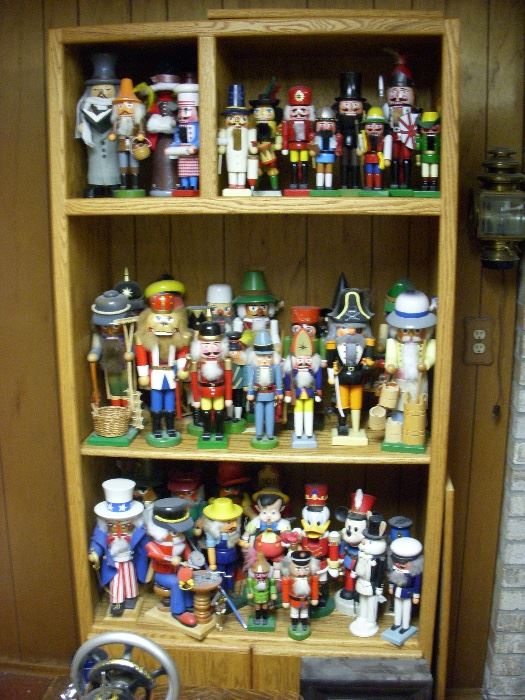MORE NUTCRACKERS DONALD & MICKY MOUSE ECT
