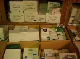 MORE PRICED BOXS FULL