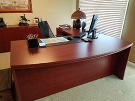 Large desk