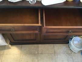 drawers to cabinet