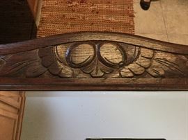 detail of wood to mirror