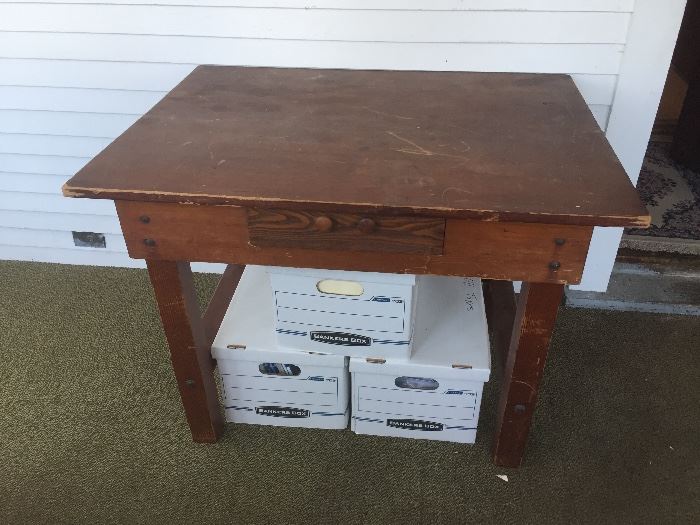 BUY IT NOW PAYPAL $60 TABLE