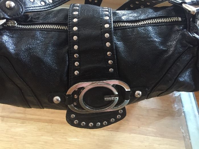  Buy it now PAYPAL $40. Guss  designer  handbag