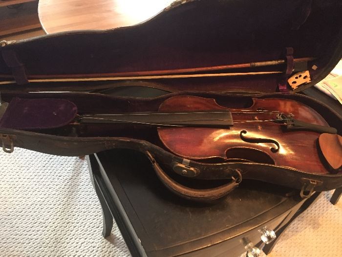  Buy it Now PAYPAL $90. Violin with case