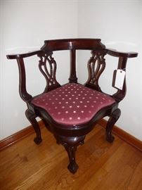 Mahogany corner chair 