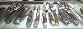 Many pocketknives incl Buck, Old Henry etc