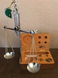 Jeweler's Scale