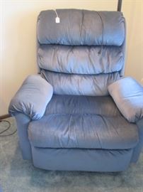 Reclining massage chair