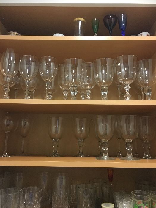 Glassware & dishes