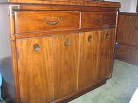 DR Sideboard
