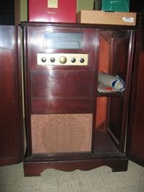 Old tube radio