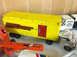 Structo Continental Express