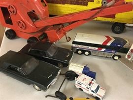 More vintage Structo toys