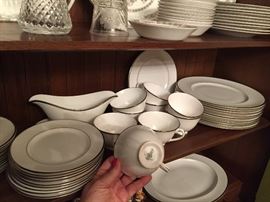 Royal Doulton China&nbsp;&nbsp; "Signet"&nbsp;