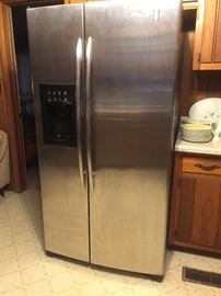 Ge Profile Stainless Refrigerator
