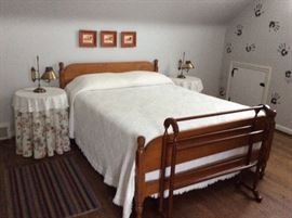 Ethan Allen bed complete, quilt rack, side tables, lamps