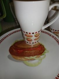 Mug / luncheon plate
