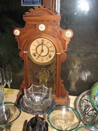gingerbread clock
