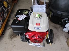 ITEM # 5- NEW COND.  HONDA GX390 POWER WASHER RETAIL $1000.00   BUY IT NOW PRICE $500.00
